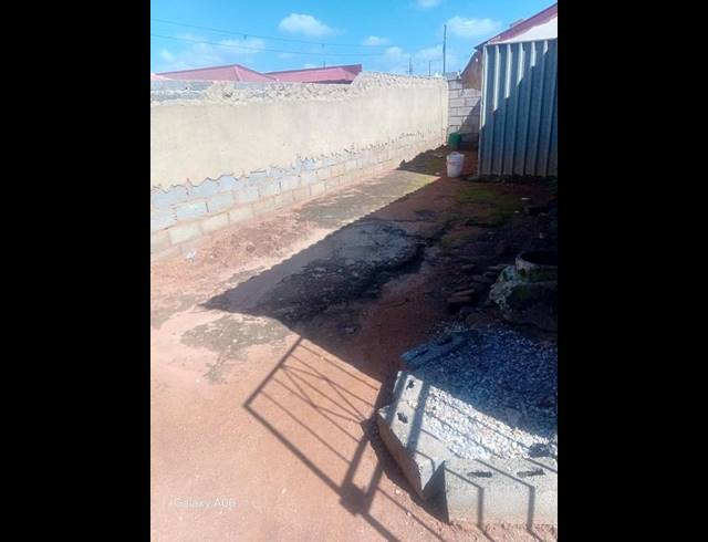 2 BEDROOM HOUSE FOR SALE IN MOHLAKENG